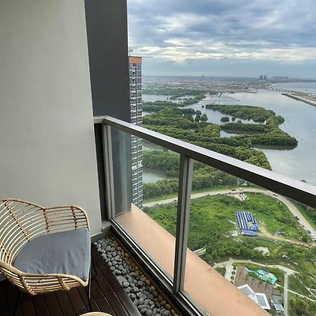 Gold Coast Apartemen Pik By Dluxx Jakarta Exteriör bild