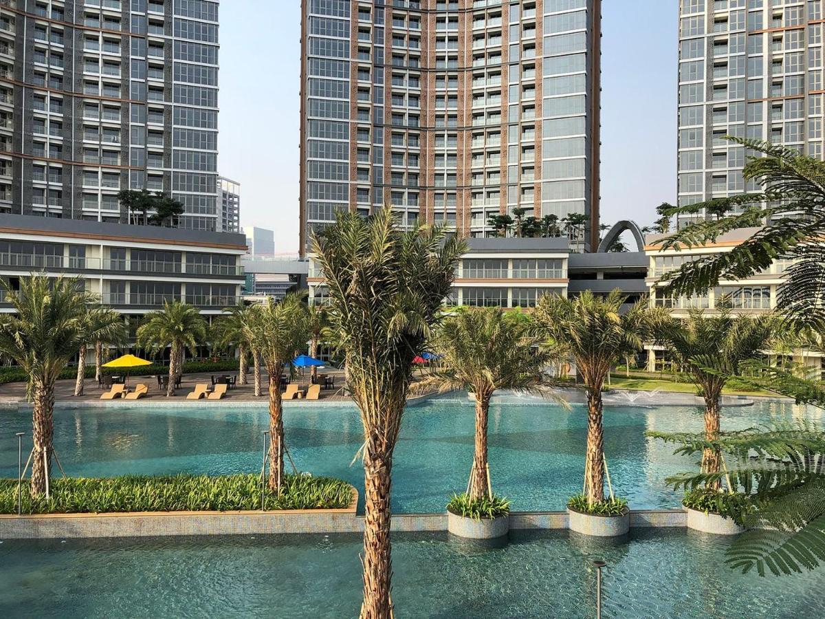 Gold Coast Apartemen Pik By Dluxx Jakarta Exteriör bild