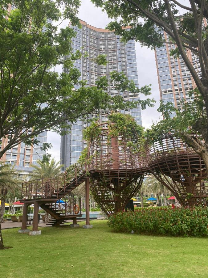 Gold Coast Apartemen Pik By Dluxx Jakarta Exteriör bild